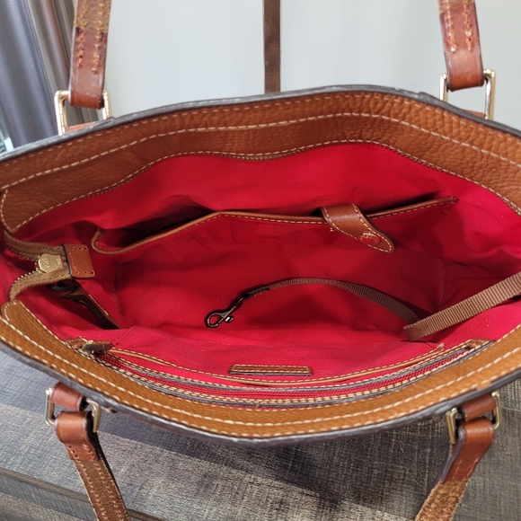 Dooney and Bourke shoulder tote bag - Picture 12 of 12